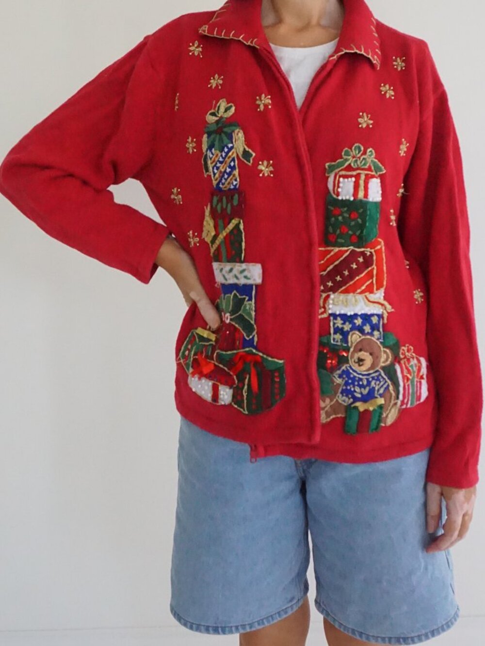 Vintage Red Knit Teddy Bear Gift Stack Snowflakes Bead Christmas Cardigan L